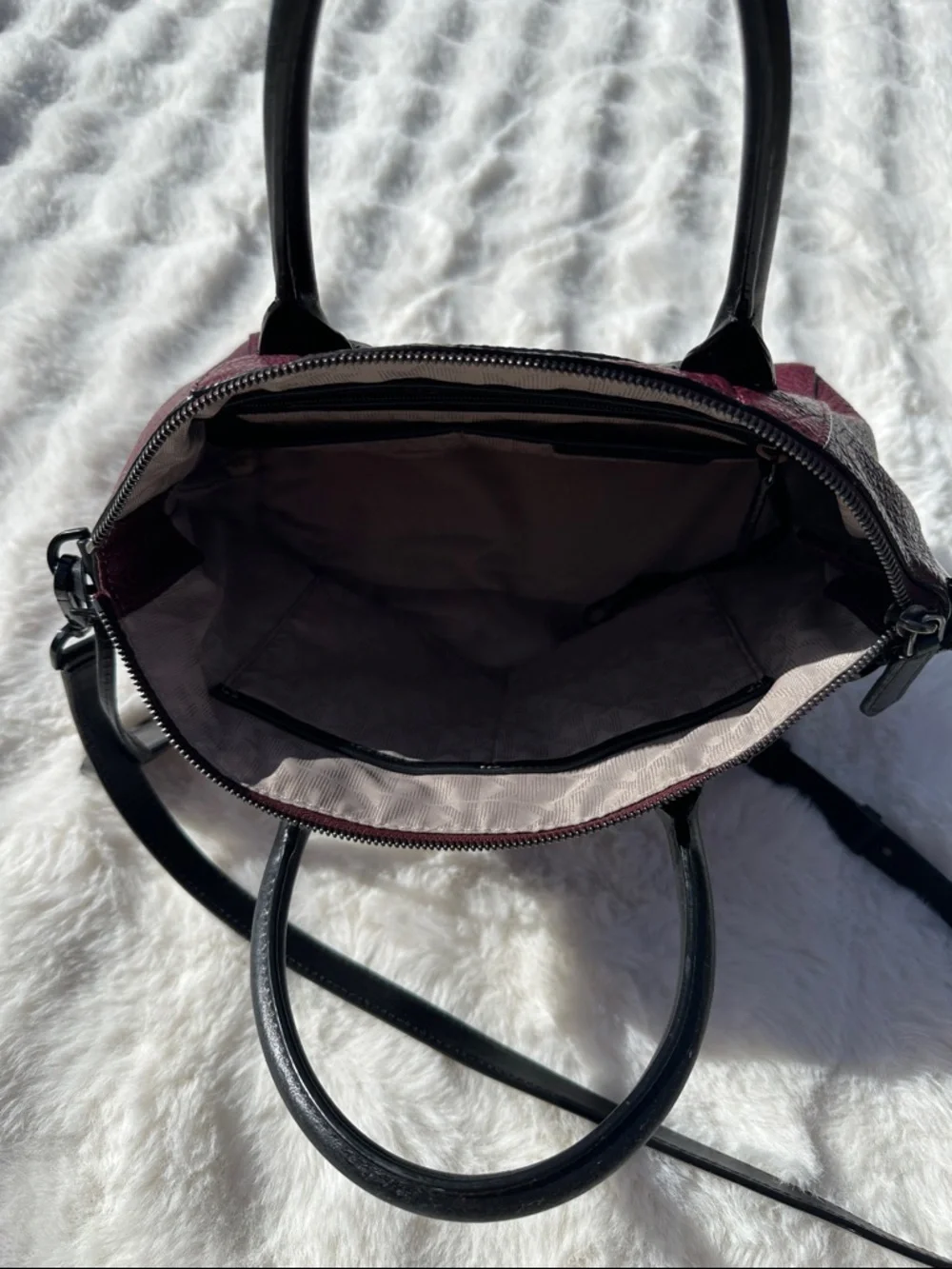 Michael Kors Campbell satchel pebbled burgandy crossbody black trim - Picture 11 of 14
